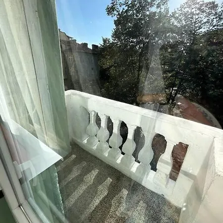 Flat Historic Center *