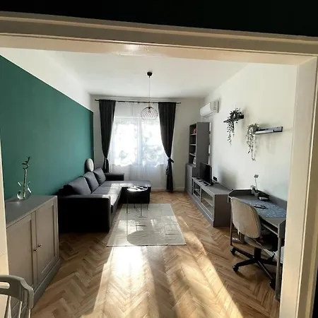 Flat Historic Center * София