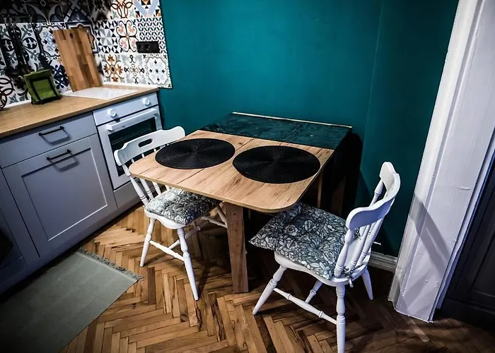 Flat Historic Center